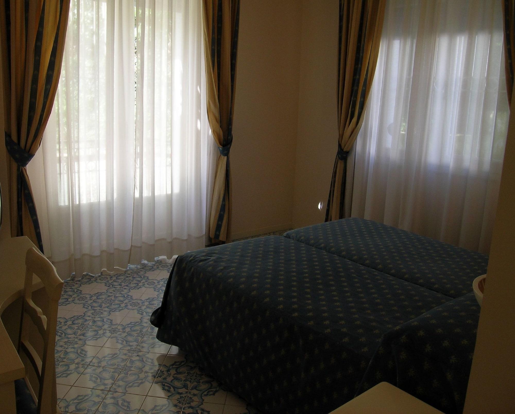 Hotel Alexander Palme Chianciano Terme Exterior foto